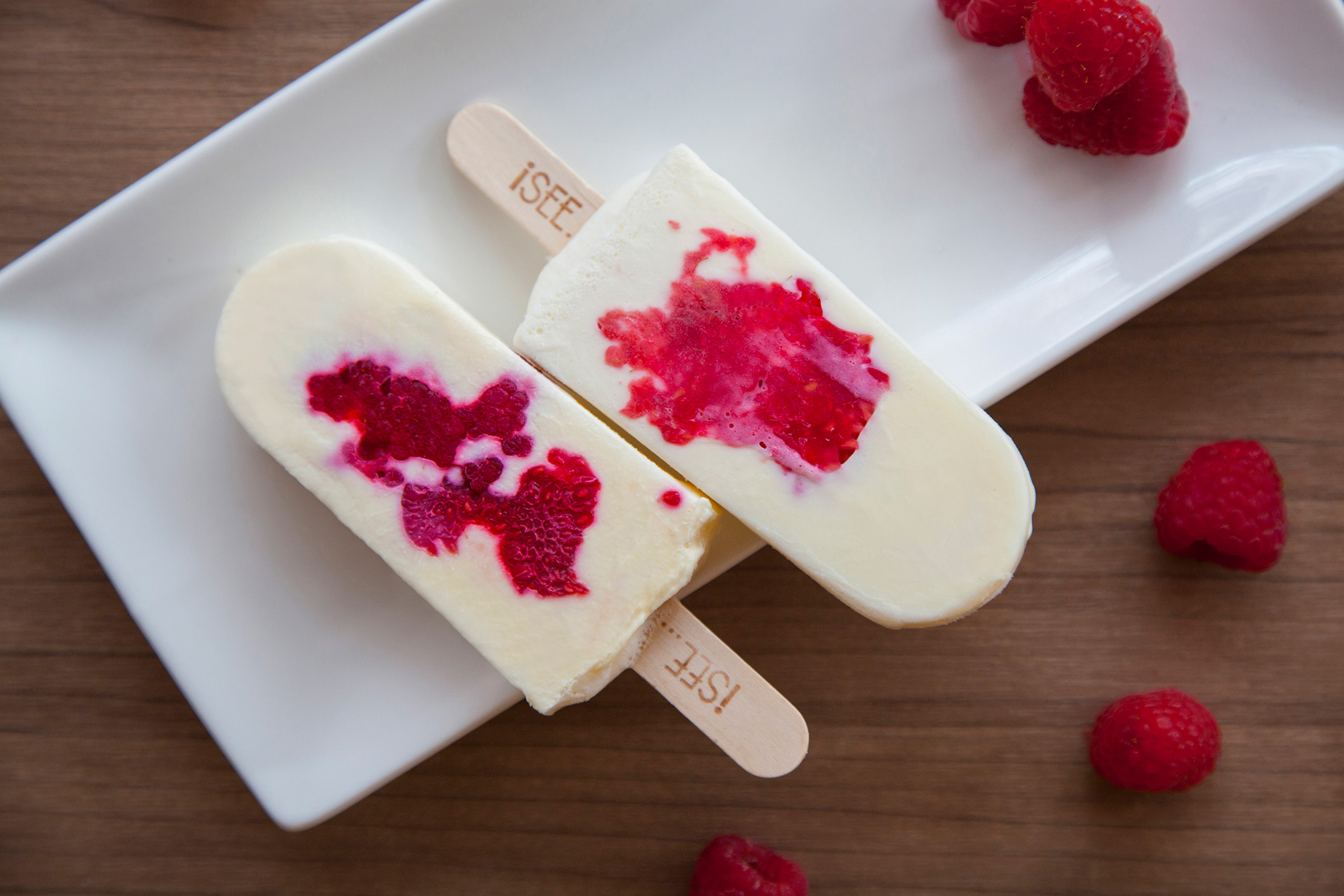 I-SEE-i-SEE-Ice-Pops---Cheesy-Raspberry(2)