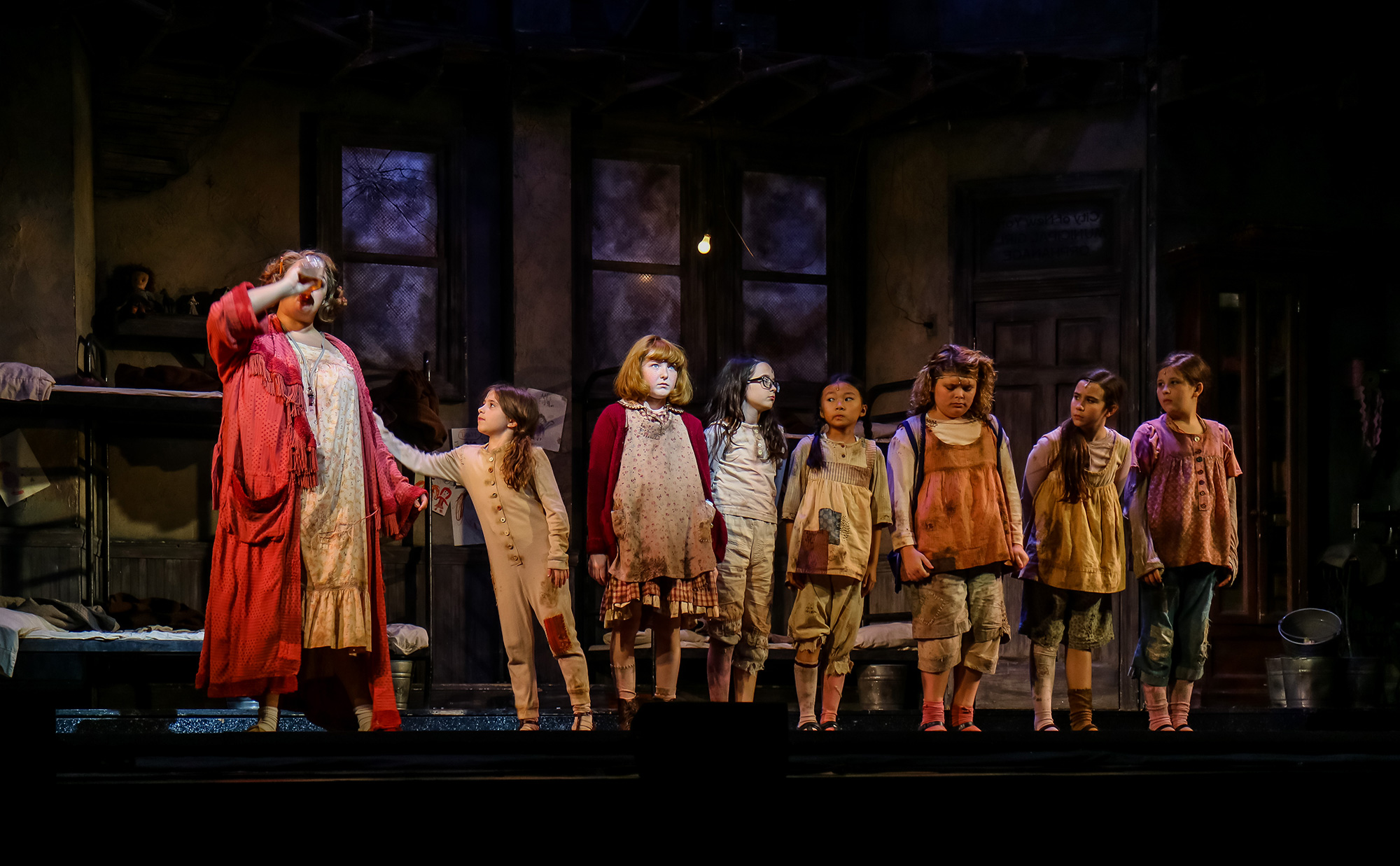 annie-the-musical-singapore-4