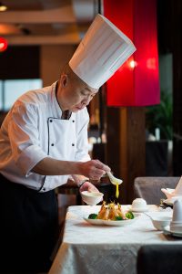 Chinese-Master-Chef-Raymond-Hu-Pan-Pacific-Xiamen
