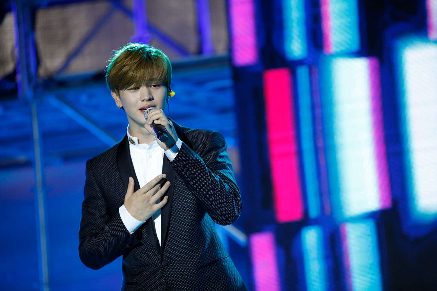 Yook Sung Jae