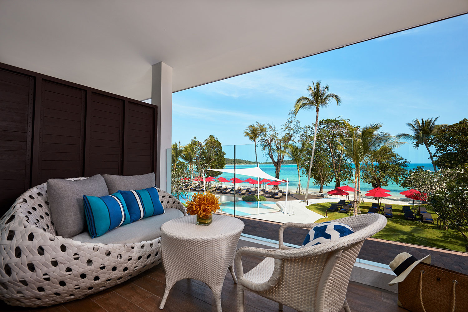 Amari-Koh-Samui-Grand-Deluxe-Ocean-View-Balcony