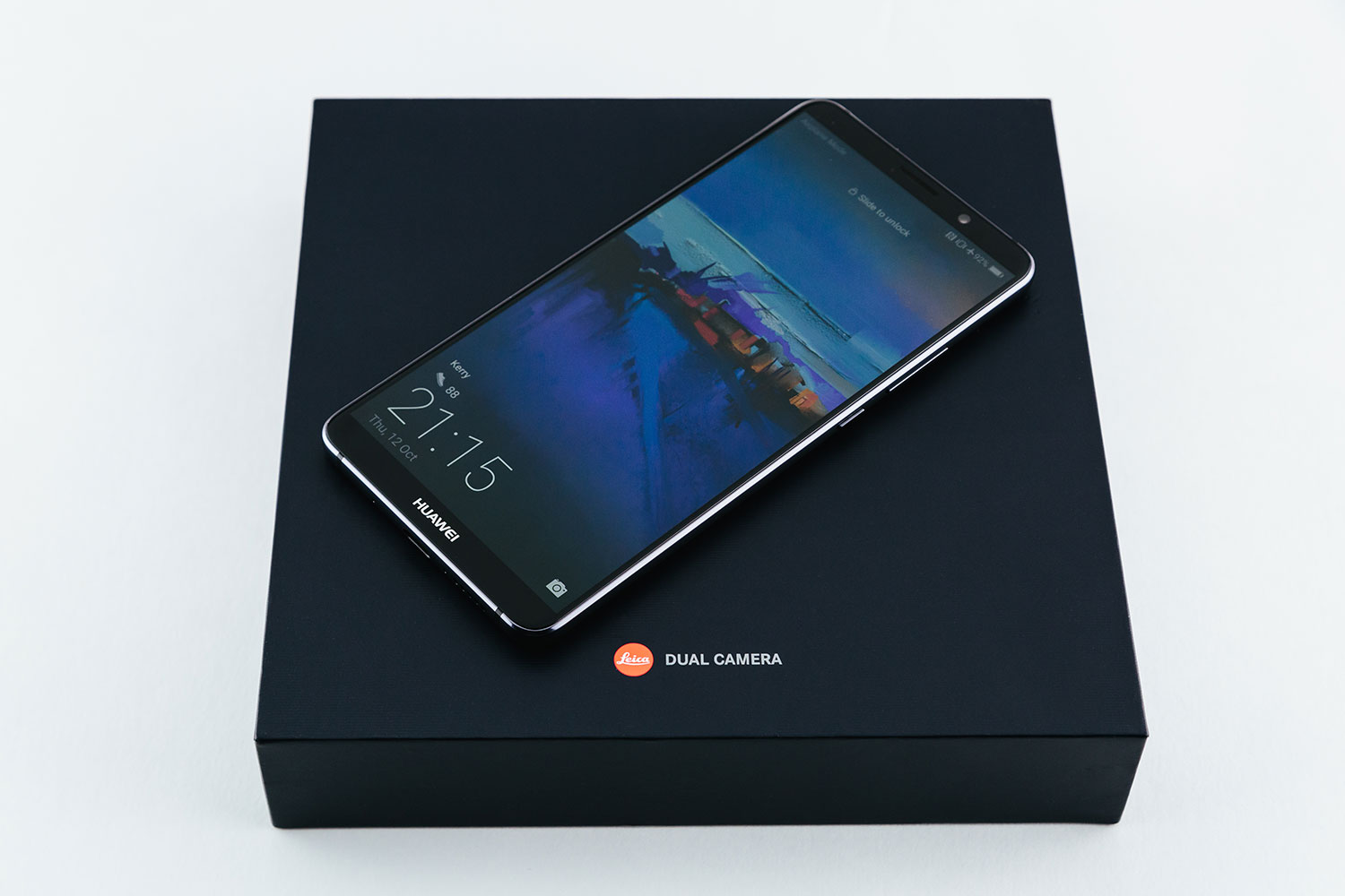 HUAWEI-Mate-10-Pro_with-box