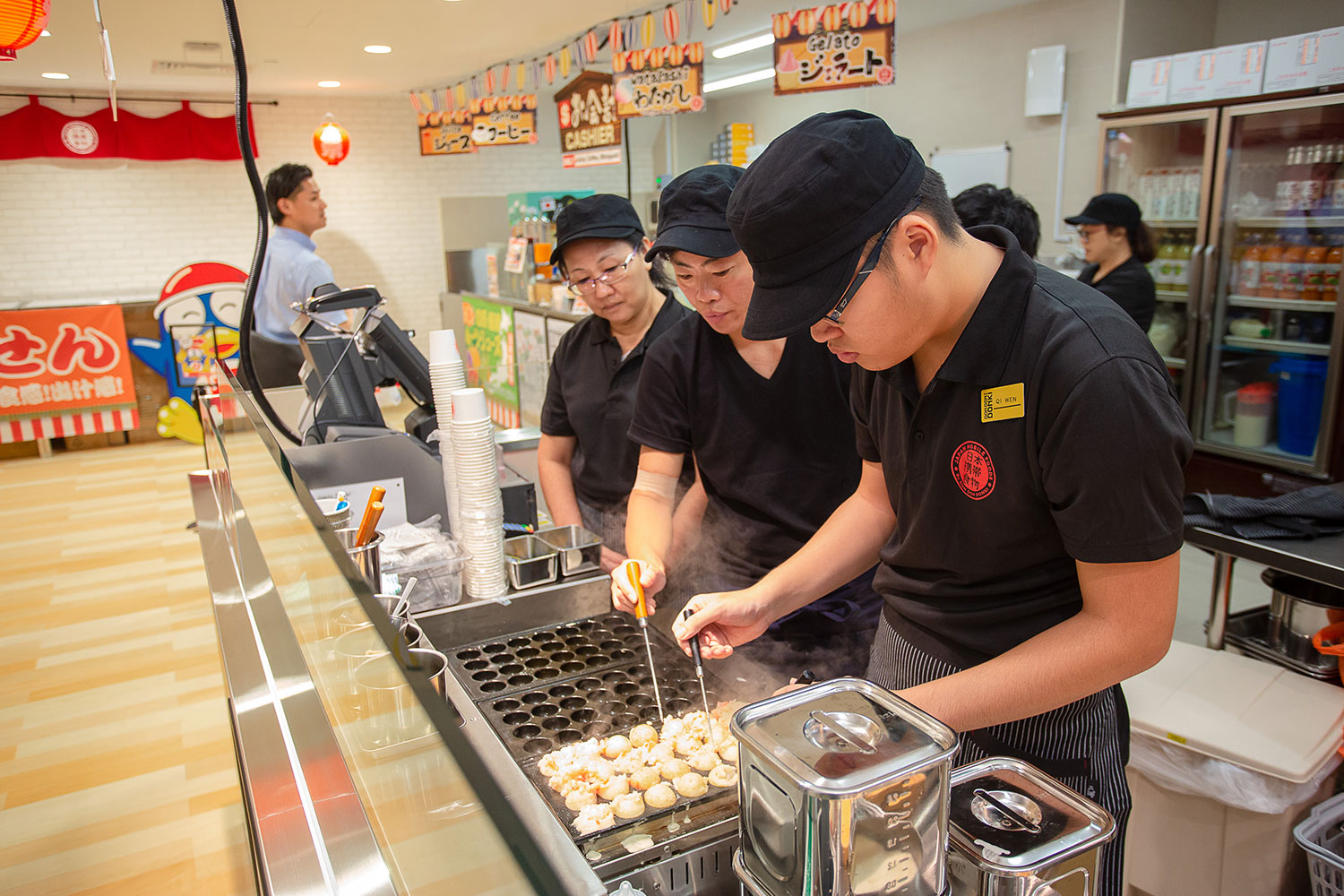 Don Don Donki Opens new outlet in 100AM Mall