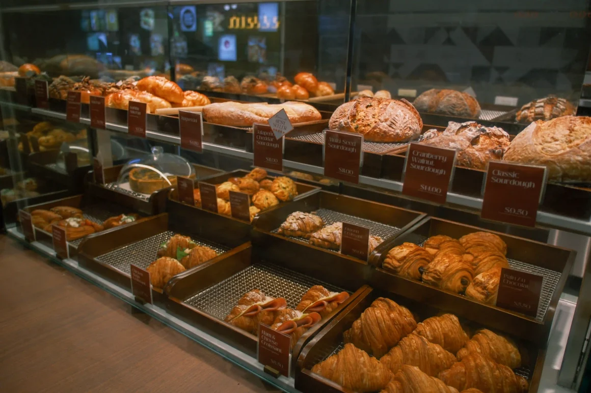 2025-06-Alice-Boulangerie-darrenbloggie