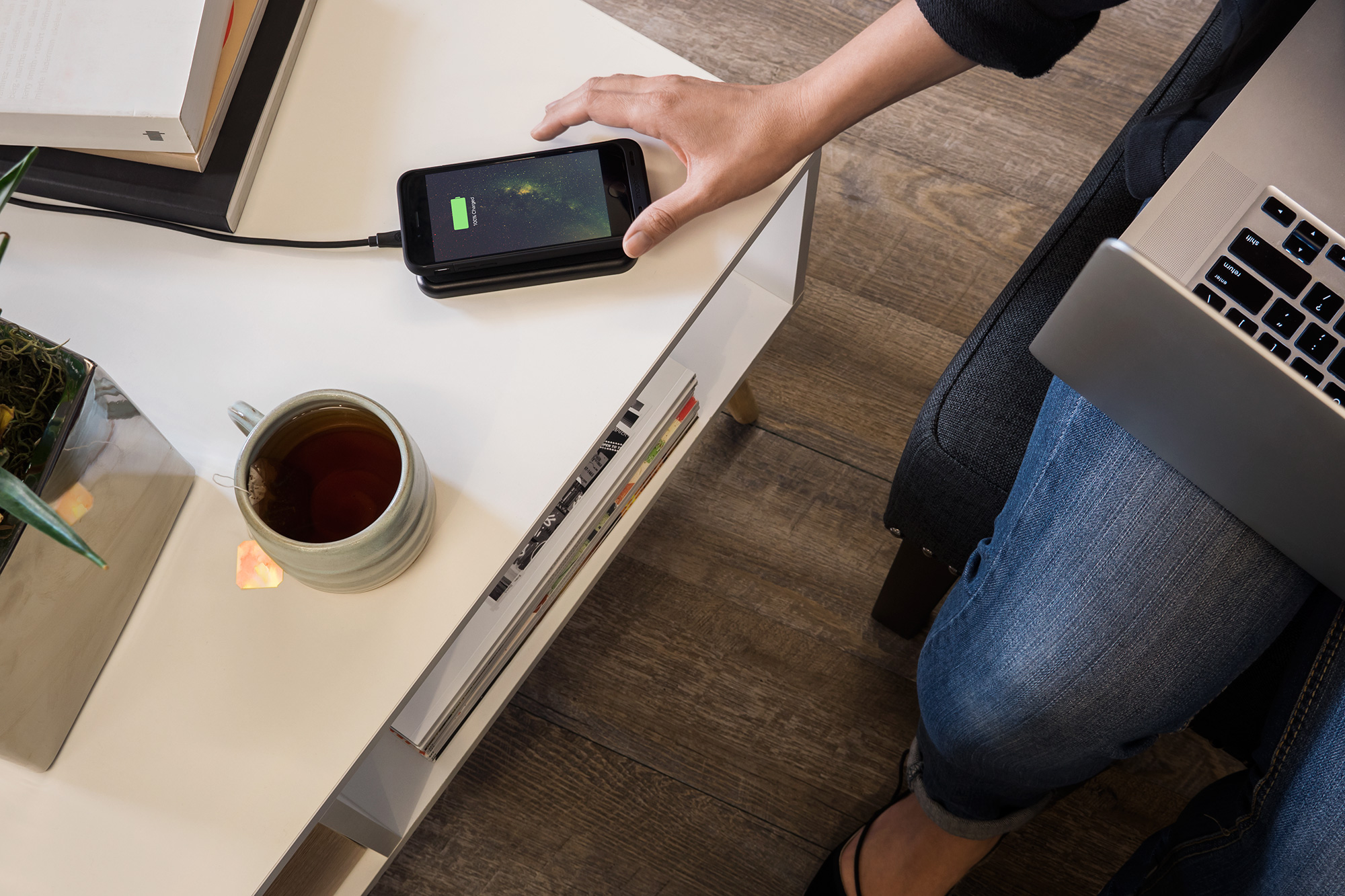mophie Wireless Charging Line Now available in Singapore | Darren ...