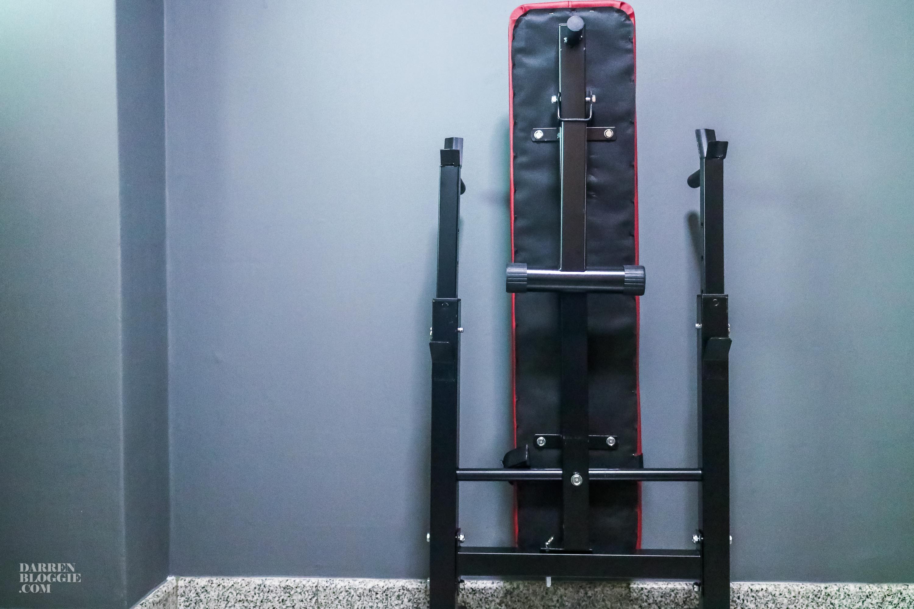 5 Workouts to Do at Home with a Barbell Bench | Darren 