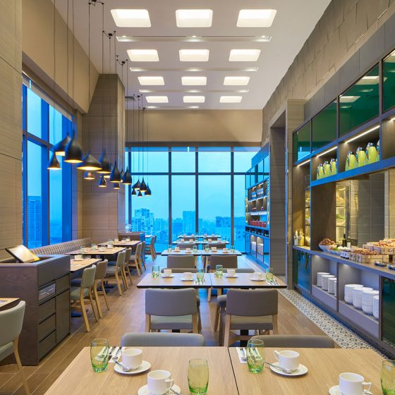 Courtyard-by-Marriott-Singapore-Novena-Sky22-Main-Dining-Area