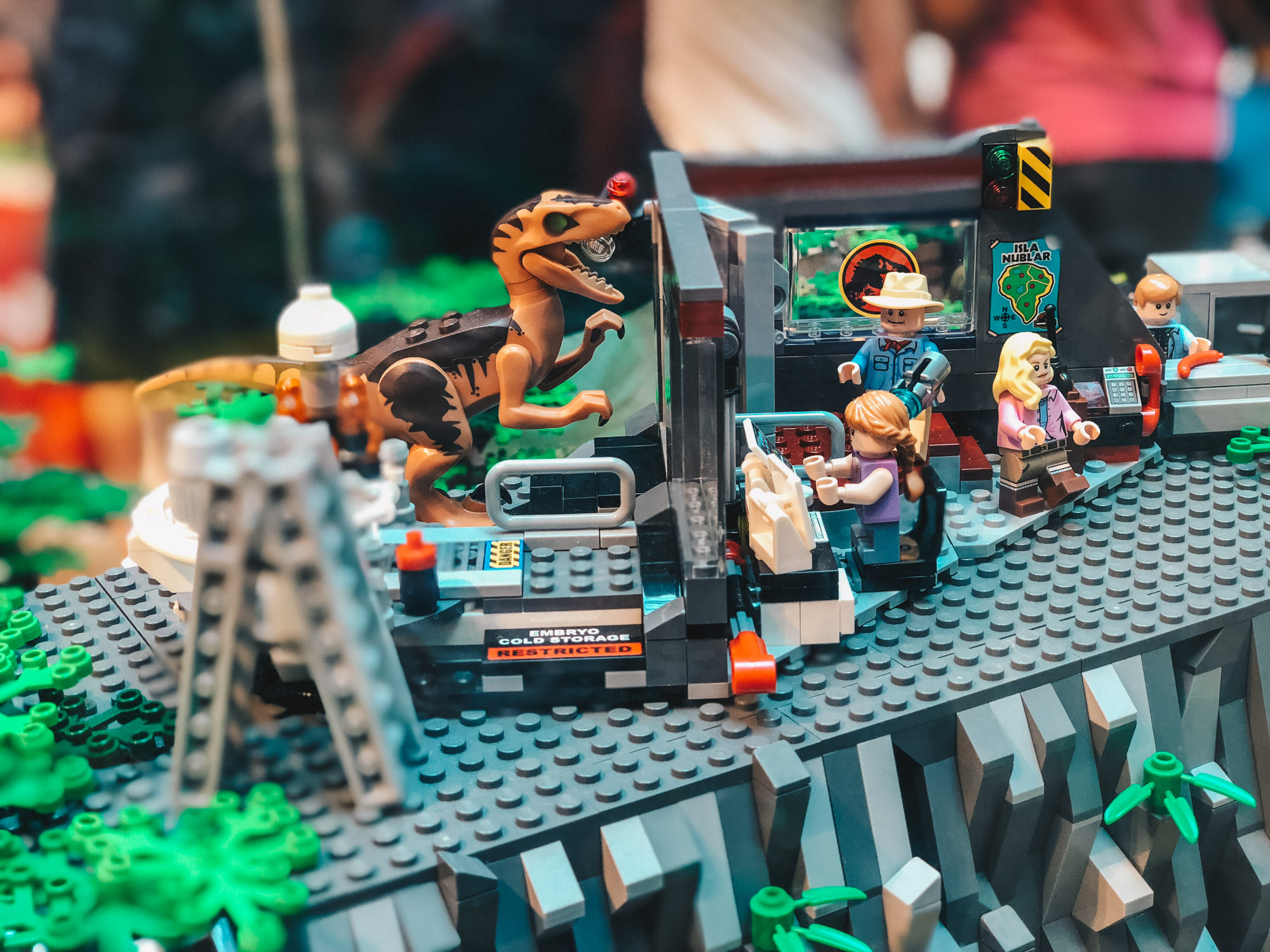 jurassic-world-fallen-kingdom-plazasingapura-darrenbloggie-2096