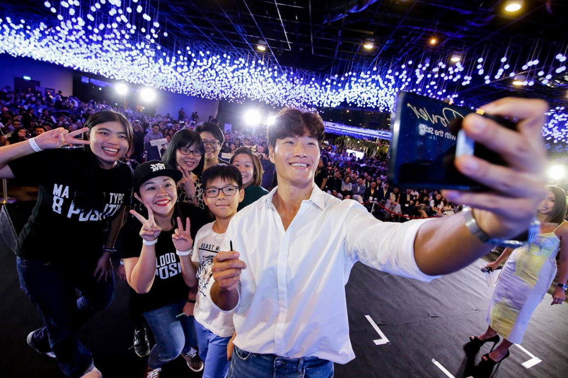 Samsung Celebrates the Launch of the Galaxy Note9 with Kim Jong Kook and Park Min Young at Gardens by the Bay