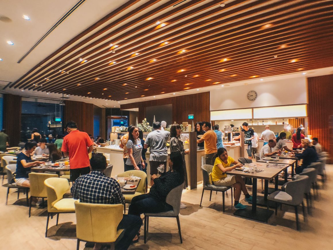 Savour Your Favourite Hawker Food in Buffet Style at Four Points Eatery