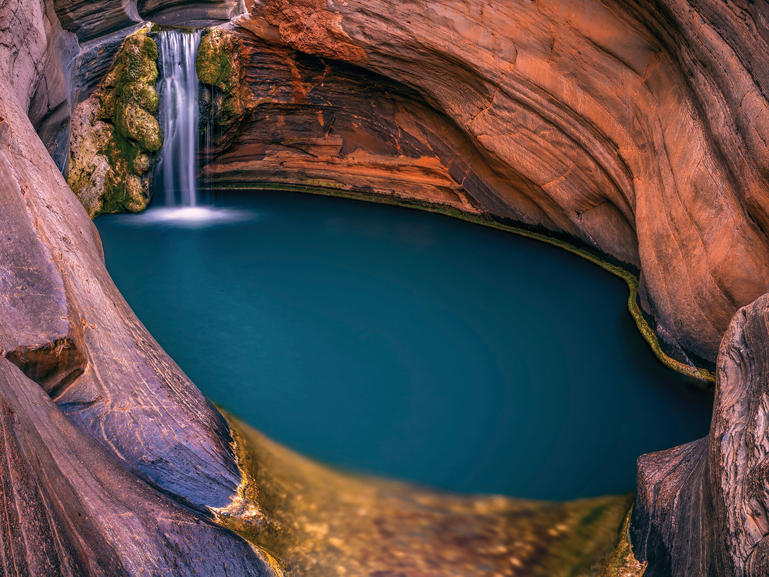 Hamersley-Gorge-,-Karijini-National-Park