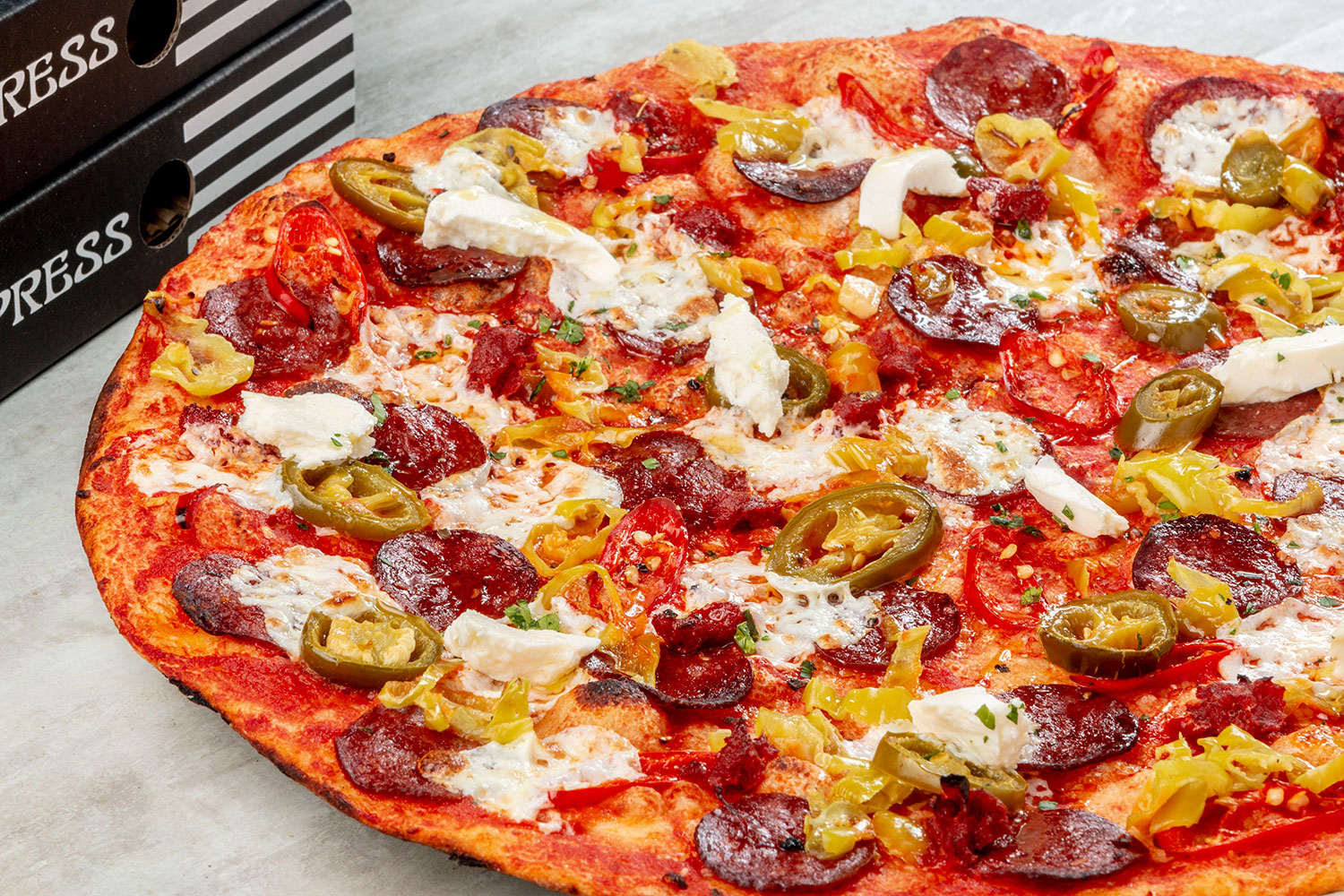 Deliveroo-x-Pizza-Express,-American-Hottest