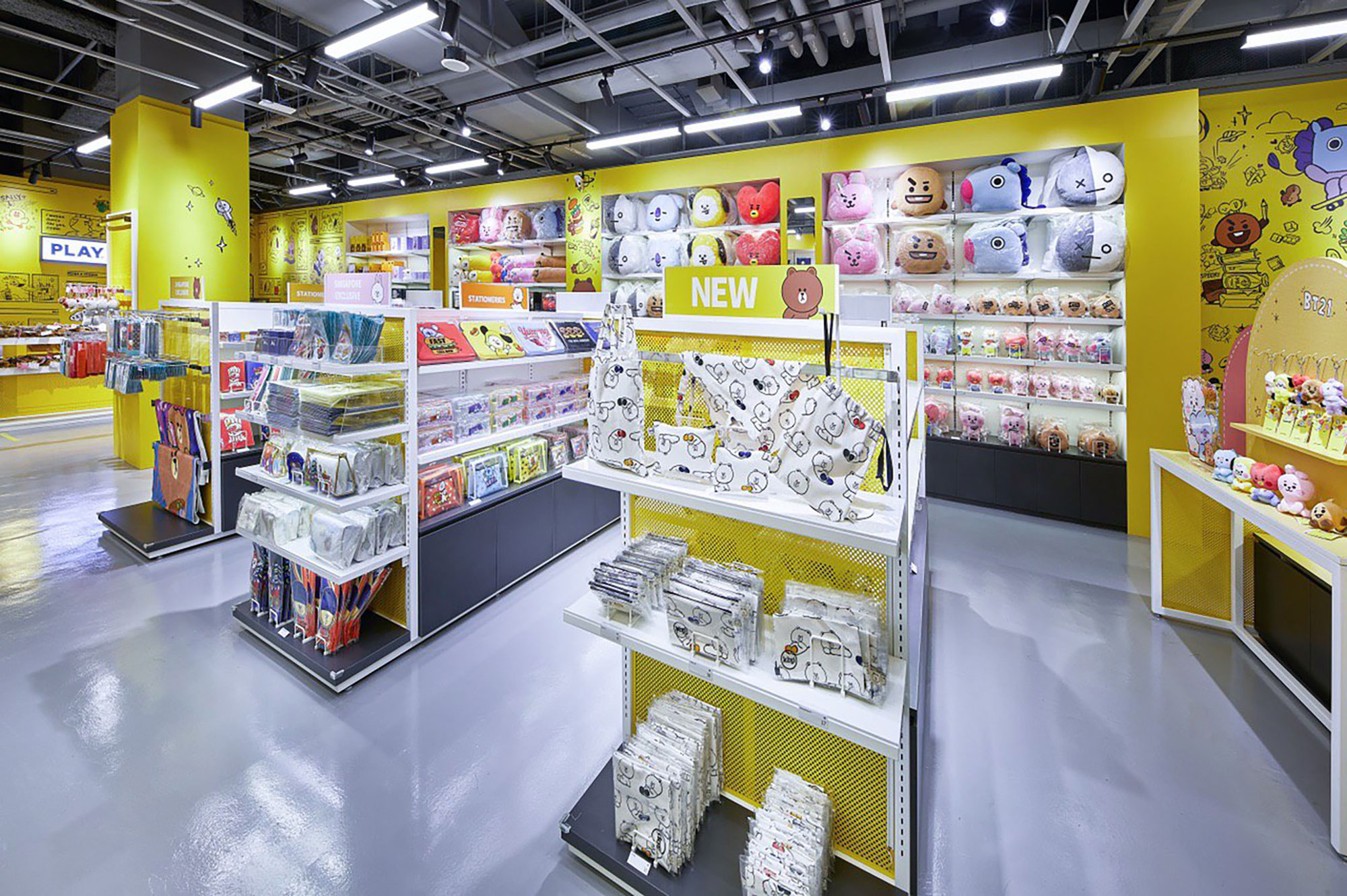 PHOTO - PLAY LINE FRIENDS FLAGSHIP STORE AT FUNAN, SINGAPORE