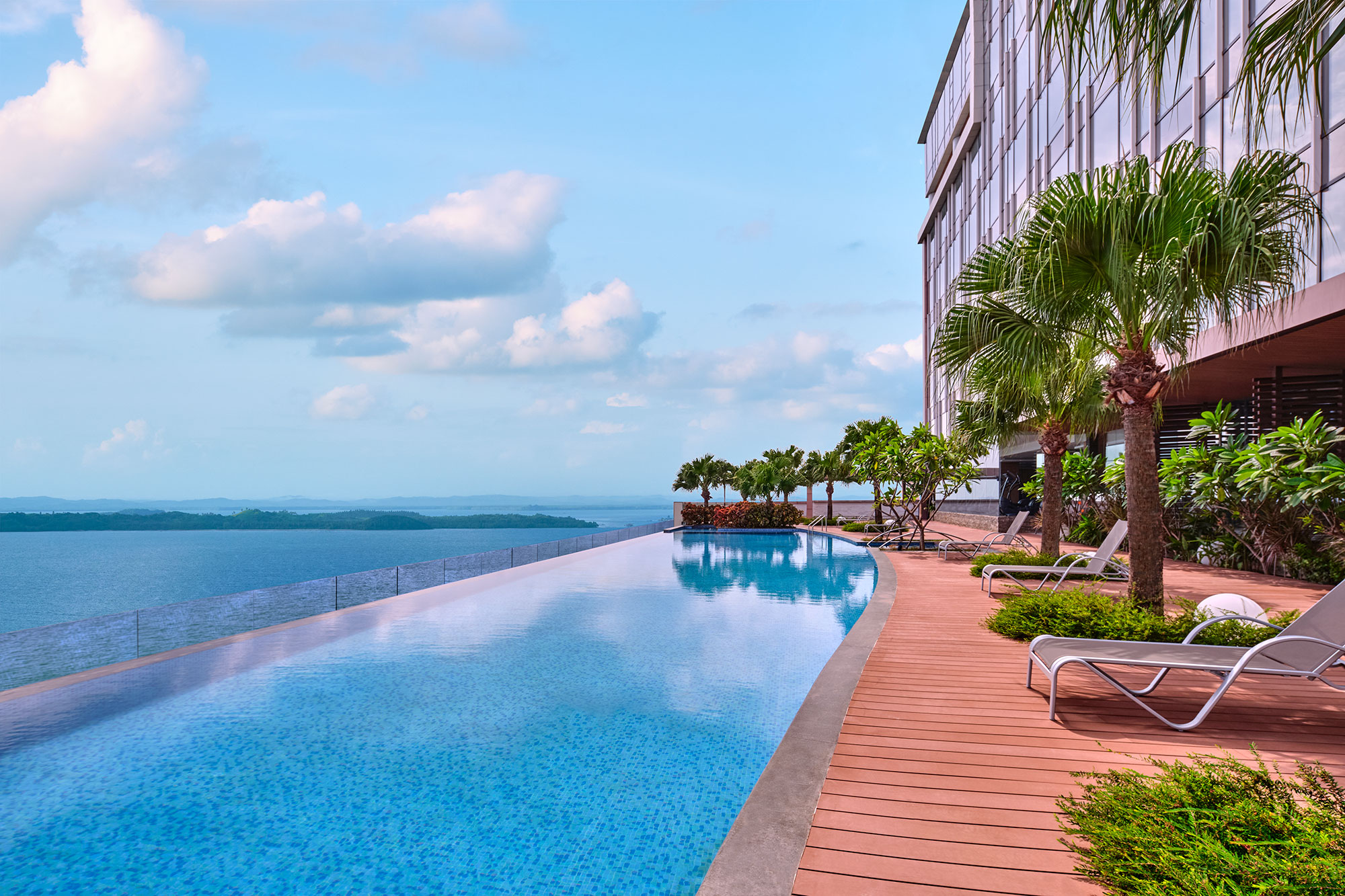 Marriott Hotels Debuts in Batam Batam Marriott Hotel Harbour Bay