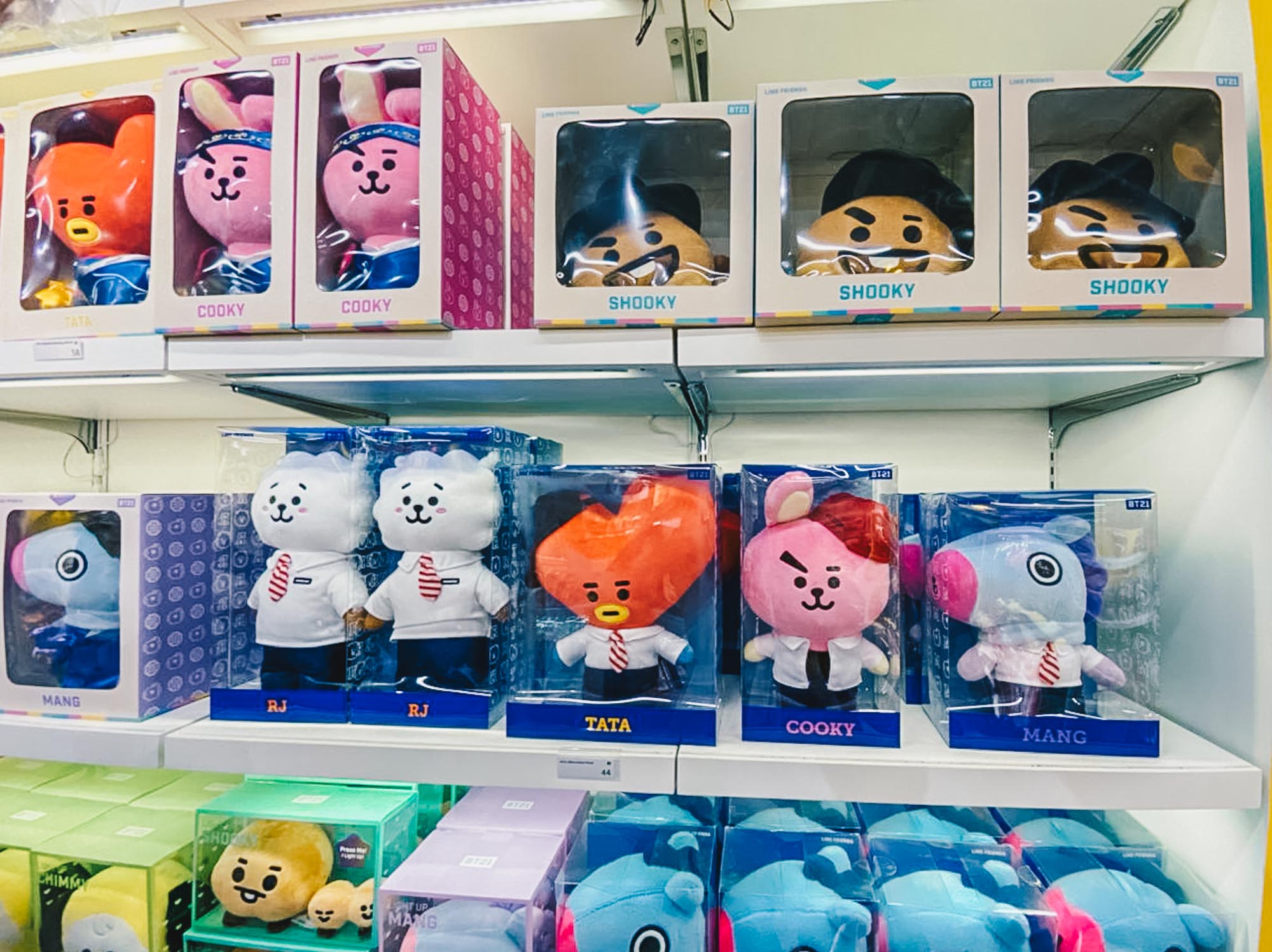 PLAY-LINE-FRIENDS-STORE-SINGAPORE-DARRENBLOGGIE