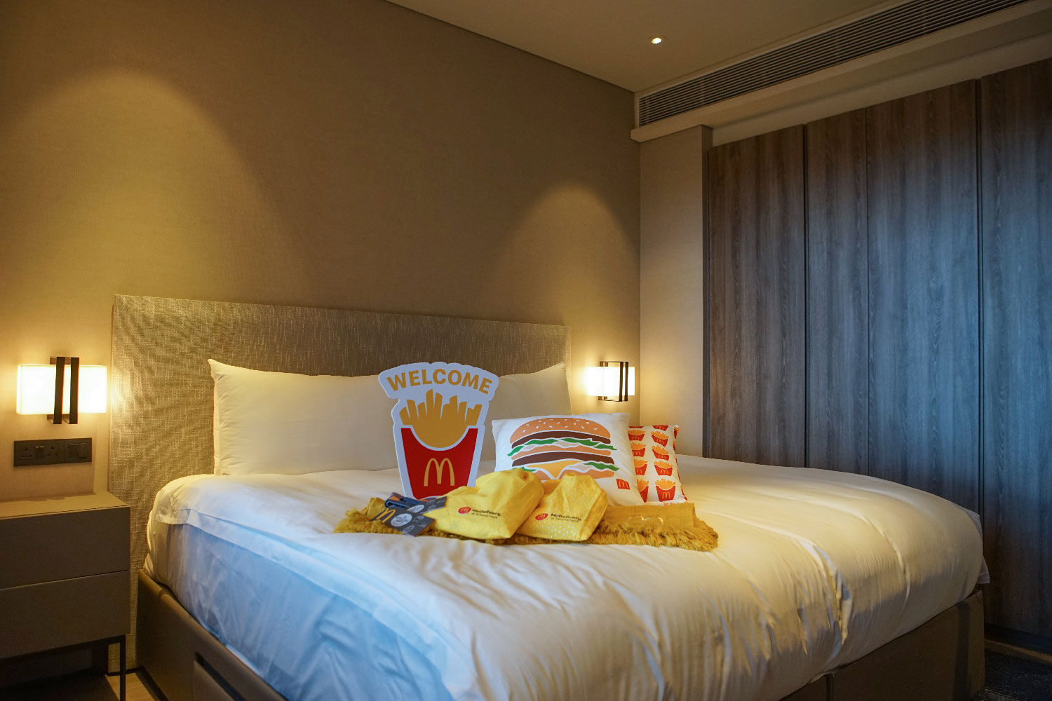 McDelivery®-x-Klook-‘Happiest-Night-In’-Staycation-Merchandise-1-(Credit---Klook-Singapore)