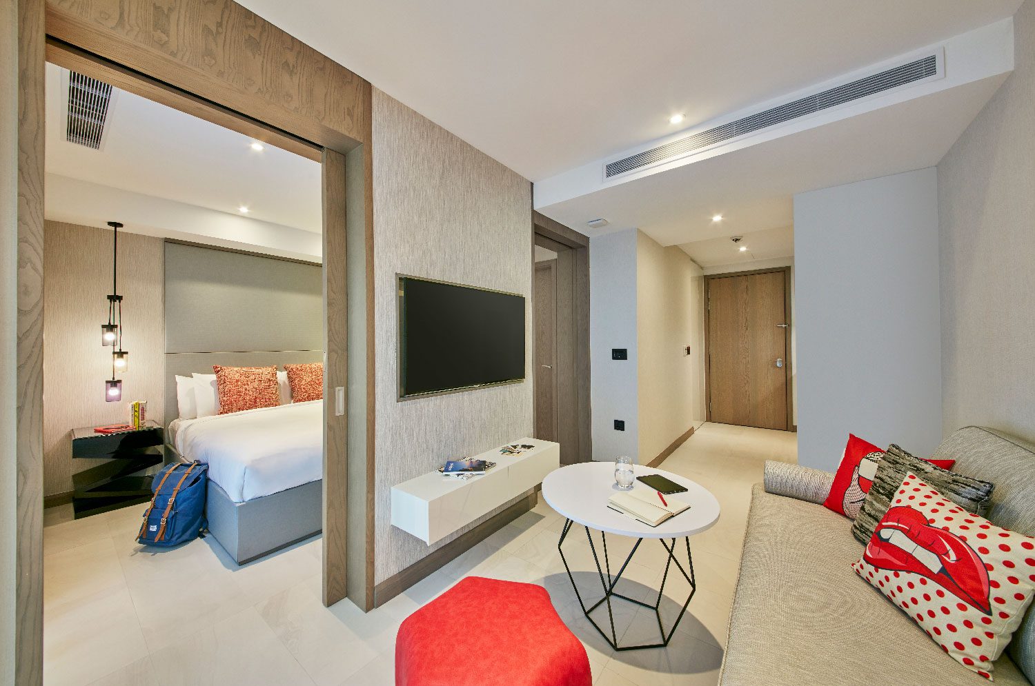 One-Bedroom-Deluxe-Bedroom_Living-Room