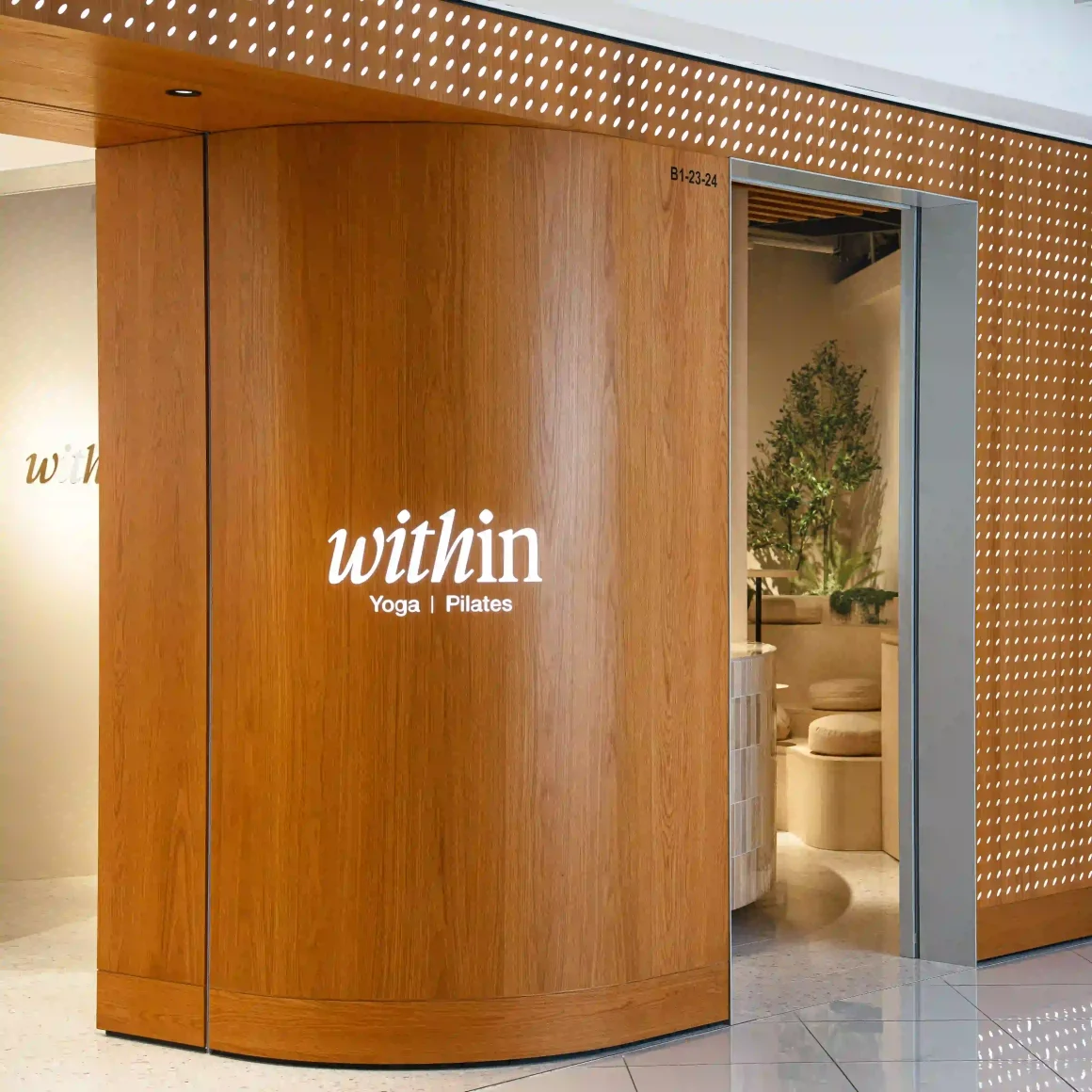 2025-Lululemon-New-Store-Takashimaya