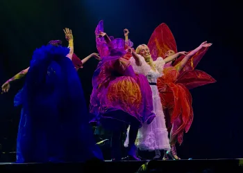 2025-10-15-CirqueAliceSingapore_1411